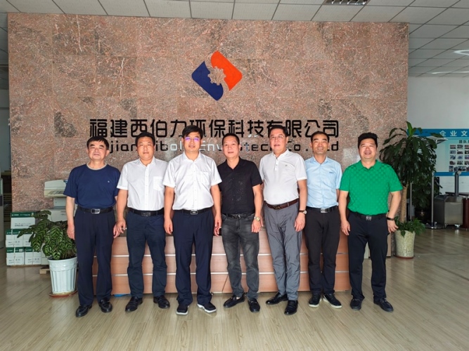 I leader della contea di Shangqiu Minquan hanno visitato Siboly per la ricerca e la guida
